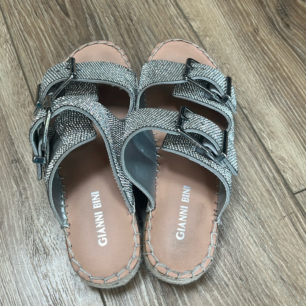 Gianni Bini sandals